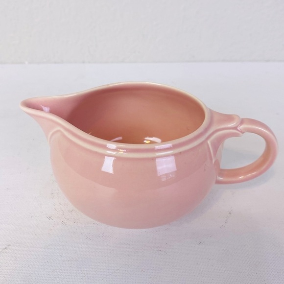 Vintage TS&T Lu-ray Pastels Pink Creamer - Picture 1 of 4